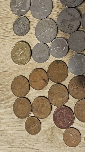 Fiji Coins Carousel 2