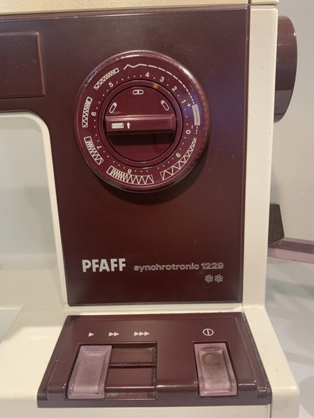 Pfaff Synchrotronic 1229 Sewing Machine Carousel 2