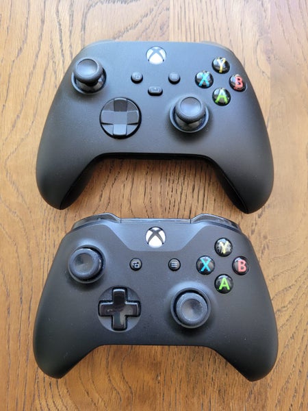 Xbox One S 512gb Console + 2 controllers - $1 Reserve Carousel 2