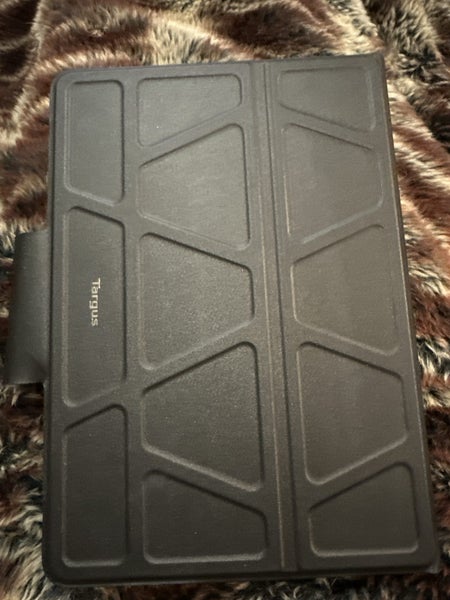 S6 Light With Targus Keyboard & Case Carousel 5