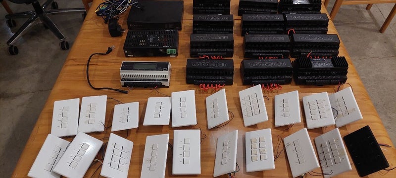 Vantage home automation system Carousel 1