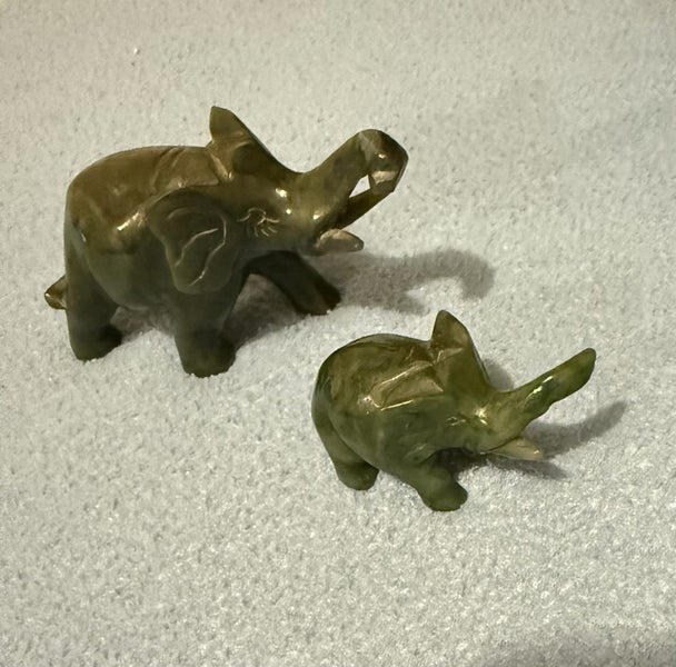 Greenstone Jade Elephants Vintage and rare Carousel 1