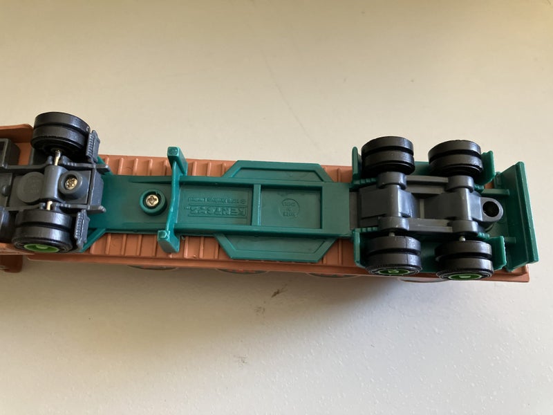 Kentoys - Truck & Trailer - Martini Carousel 8