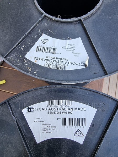 4mm 2core+e cable 3x100m Carousel 3