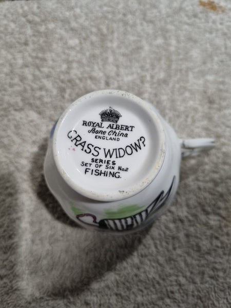 Royal Albert Grass Widow?65075542112770114