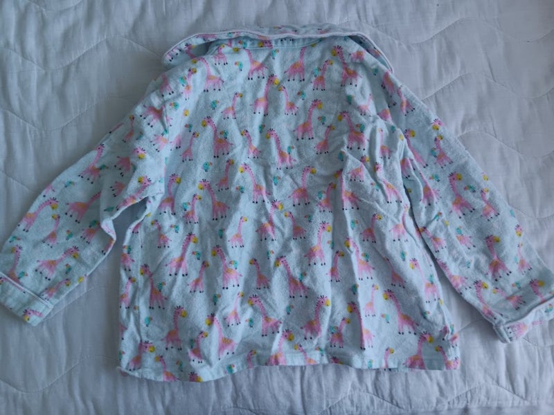 Giraffe winter pj set size 18-24 months Carousel 2