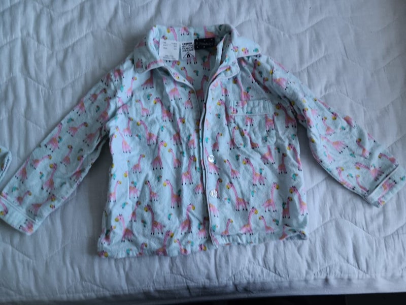 Giraffe winter pj set size 18-24 months Carousel 8