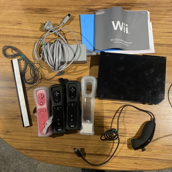 Wii with games Carousel 1