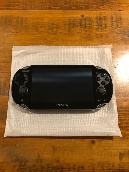 PS Vita PCH-1000 Crystal Black (Refurbished) + 32GB Memory Card Carousel 2