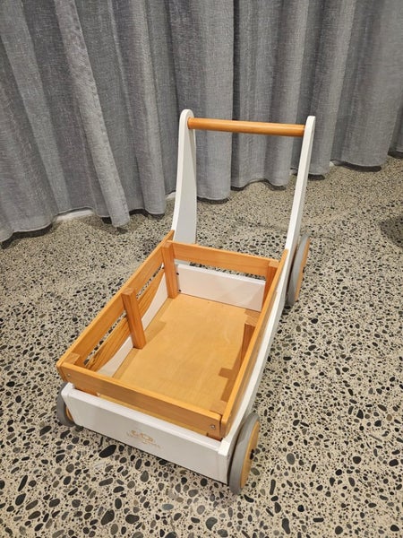 Kinder Feets - Walker Carousel 2