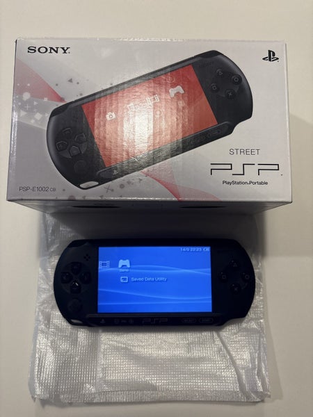 PSP E1000 Like New! CIB! - 64gb Carousel 1