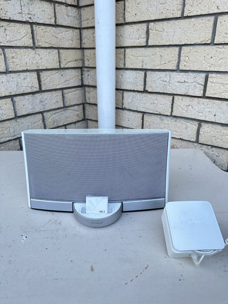 ** BOSE SOUNDDOCK PORTABLE SPEAKER .** Carousel 1
