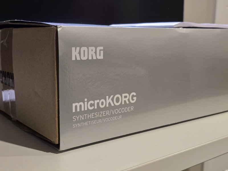 Korg microKORG Synth/Vocoder *LIKE NEW* Carousel 11
