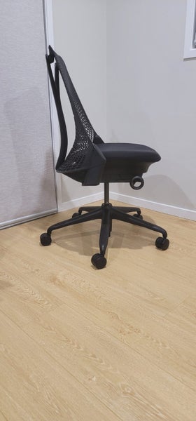 Herman Miller Sayl Ergonomic office Chair (Deep cleaned) Carousel 13