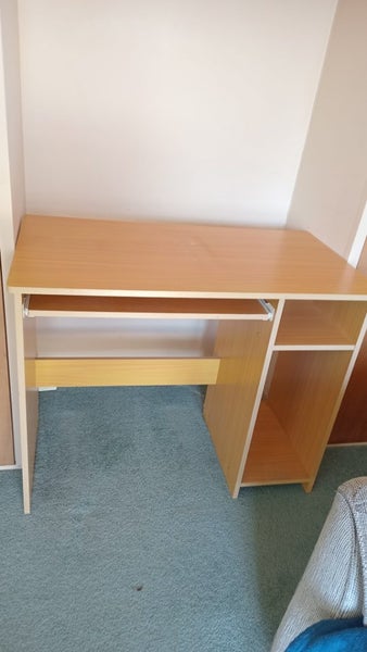 Computer desk Carousel 1