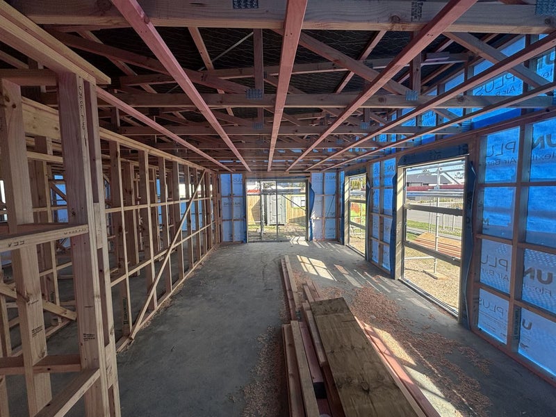Image 3 of 6