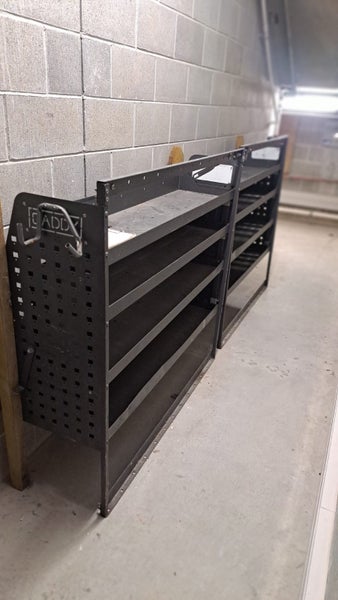 VAN SHELVING Carousel 1