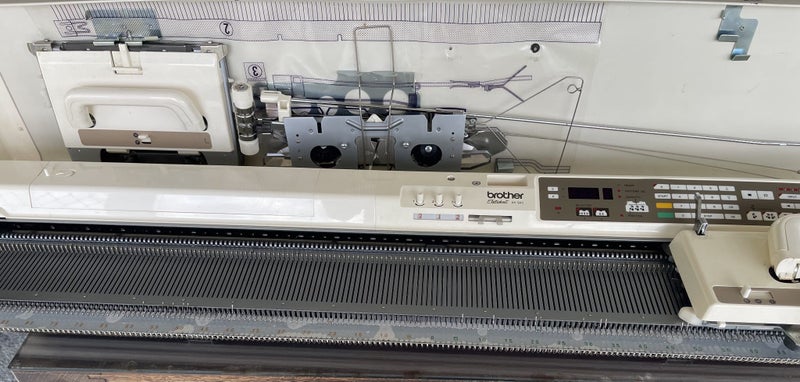 Knitting Machine Brother 940 Carousel 1