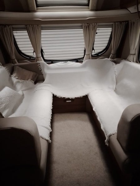 Bessacar Cameo Swift Caravan63730904425731114