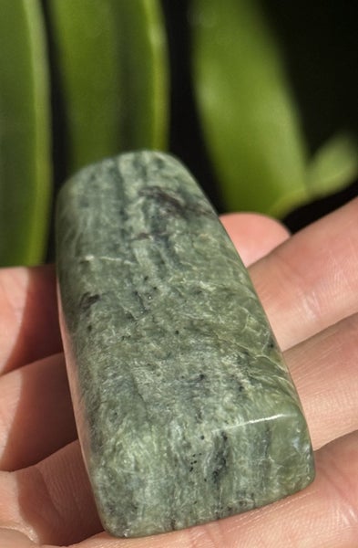 New Zealand Pounamu Toki - Tasman Carousel 14