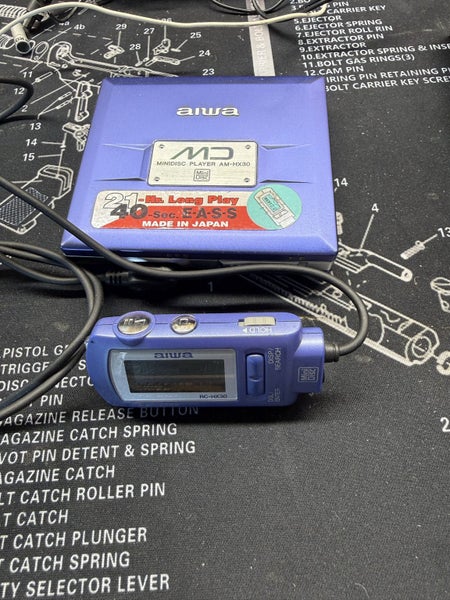 AIWA AM-HX30 Minidisc Player Carousel 1