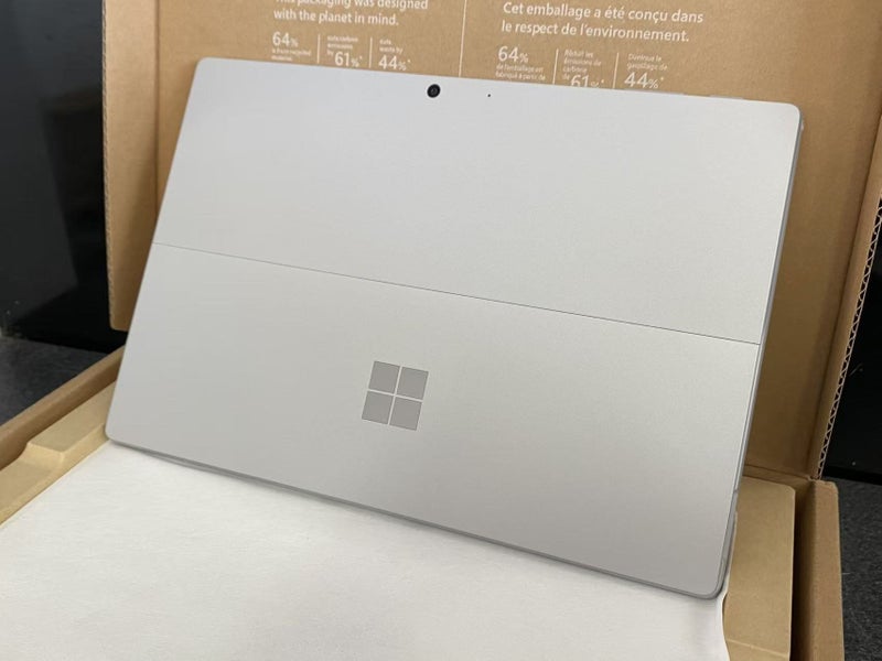 Microsoft Surface Pro 7 Core i5 11th Gen 8GB 256GB SSD Windows 11 Touch Keyboard Carousel 2