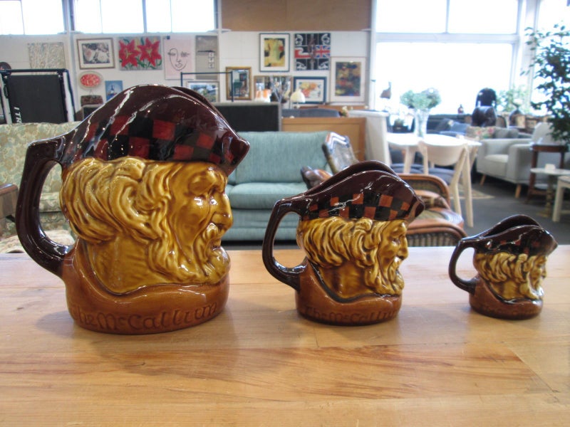3 x WADE, The McCallum Character Jugs Carousel 1
