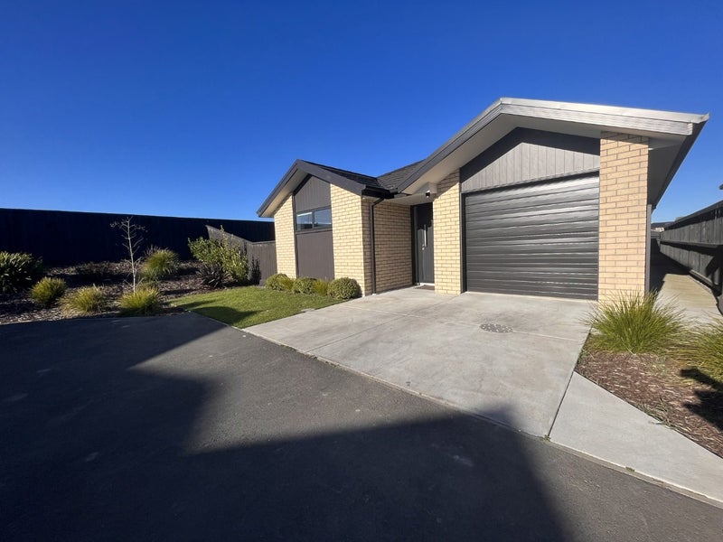 Image 1 of 20