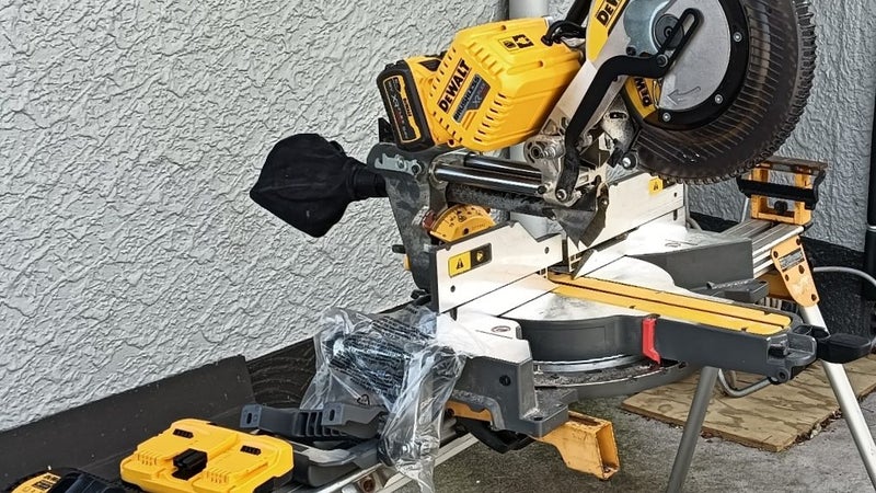 DeWalt 54 XR Flexvolt 305Mite saw.63732219228162114