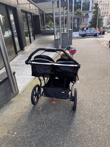 Thule double / tandem pram Carousel 1
