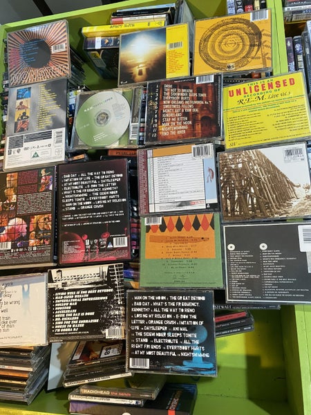 * bulk buy x 16 REM ** Carousel 4