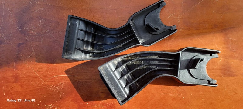 Mountain buggy clips/adapters Carousel 2