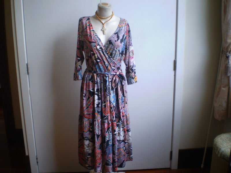PRETTY UK DESIGNER COLOURFUL FLORAL 3/4 DRESS FOR SPRING 14 Carousel 1