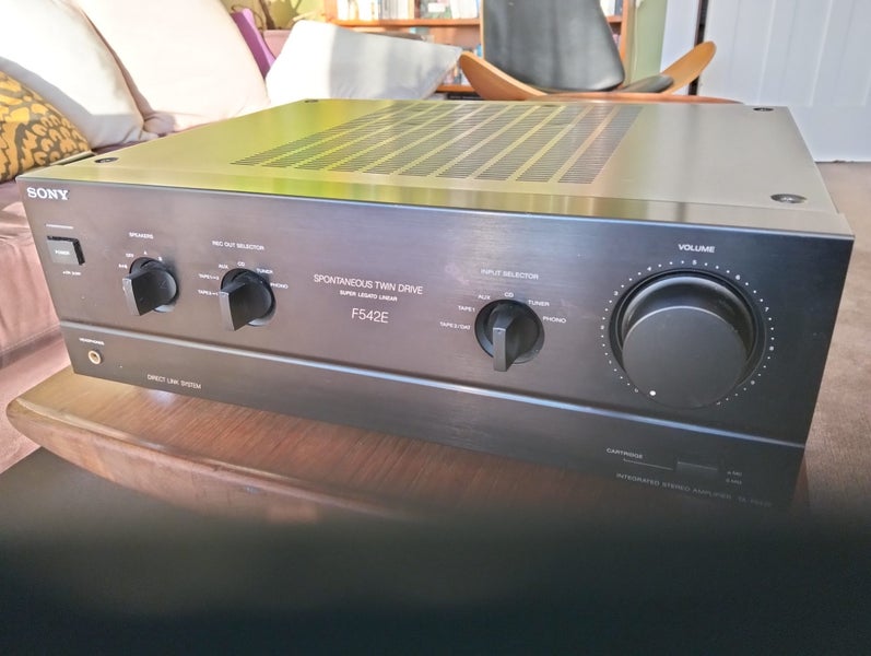 Vintage Sony Integrated Stereo Amplifier TA-F542E Carousel 1