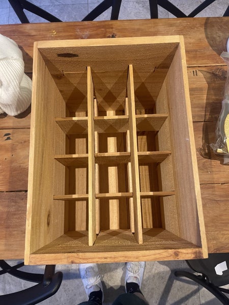 Scenic Cellars Wooden Winebox Carousel 2