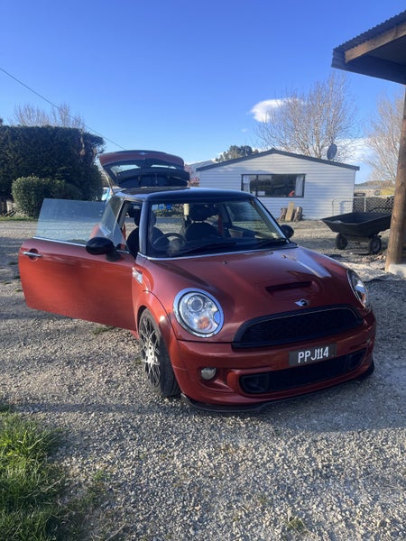 2012 MINI Cooper64051692045953111