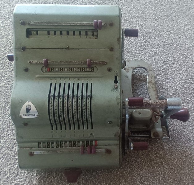 Very Old / Vintage/Antique Calculator Carousel 1