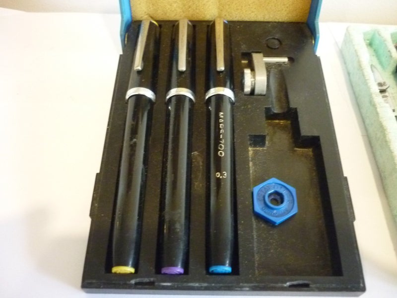 CALLIGRAPHY PART SETS X2. STAEDTLER MARS. Carousel 2