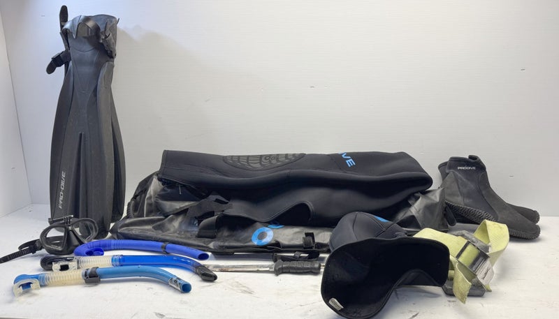 Assorted Dive Gear Carousel 1
