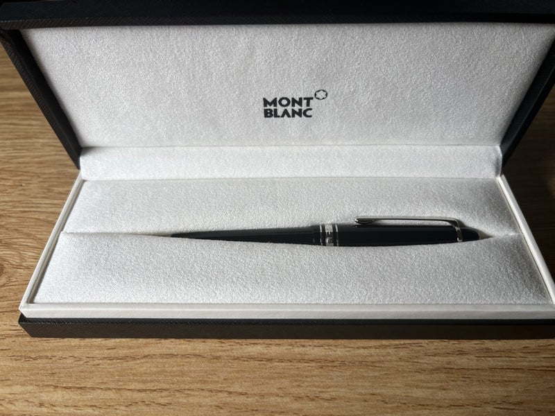 Meisterstück Platinum Line Midsize Ballpoint Pen Carousel 2