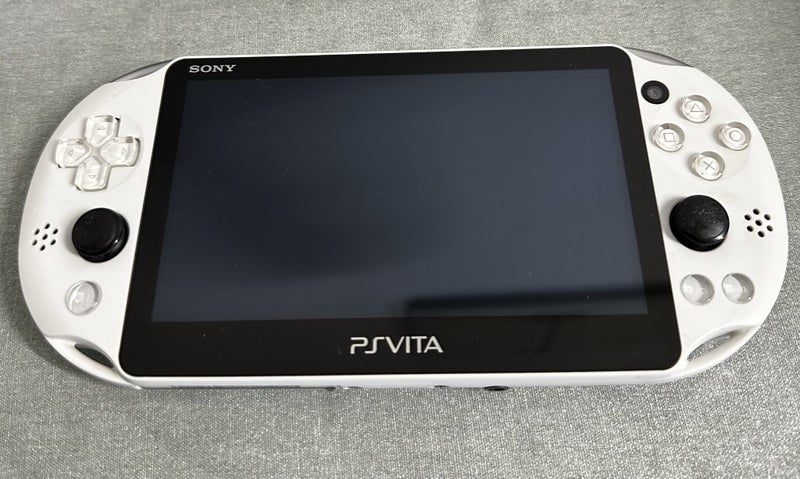 PS Vita – Glacier White | PCH-2000 | 64GB | Boxed Bundle64056503629955111