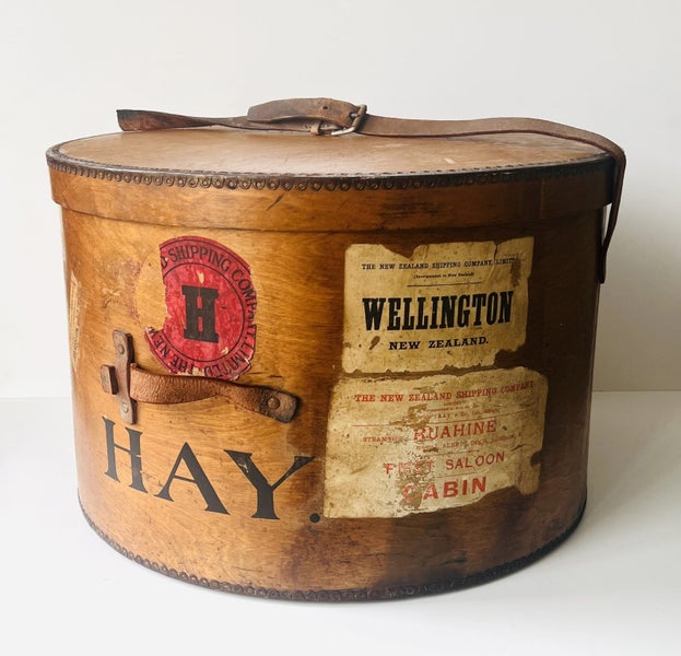 A Superb Large Edwardian Bentwood Hat Box Carousel 2