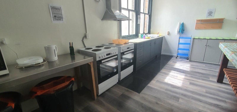 Newton, 4 bedrooms64430540869762111