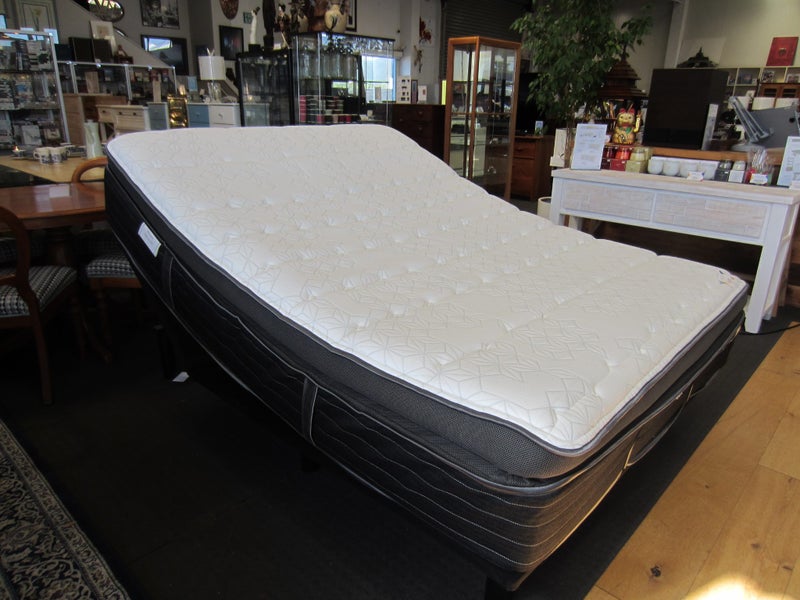 Sealy Posturepedic 'Parkhurst' Queen Mattress + Tempur Adjustable Bed Carousel 1