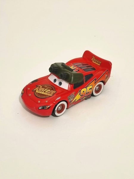 Mattel Disney Pixar ~ Night Vision Goggles Rusteze Lightening McQueen ~ Diecast Carousel 2