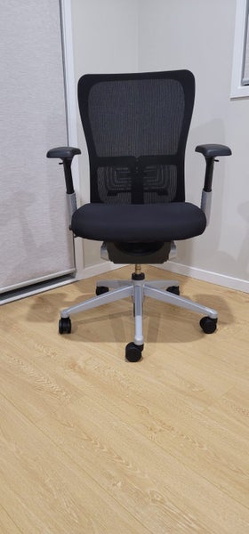 Haworth Zody Ergonomic Office Chair (Deep Cleaned) Carousel 2
