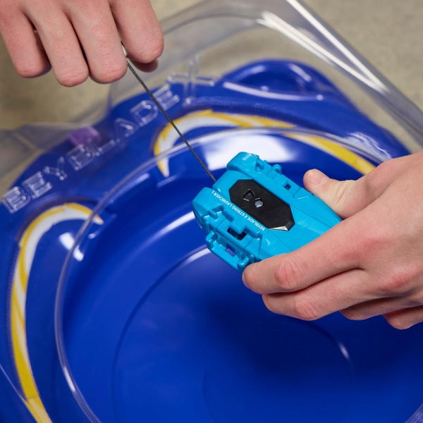 Beyblade X Cobalt Dragoon 2-60C Deluxe Left-Spin String Launcher Set Carousel 11