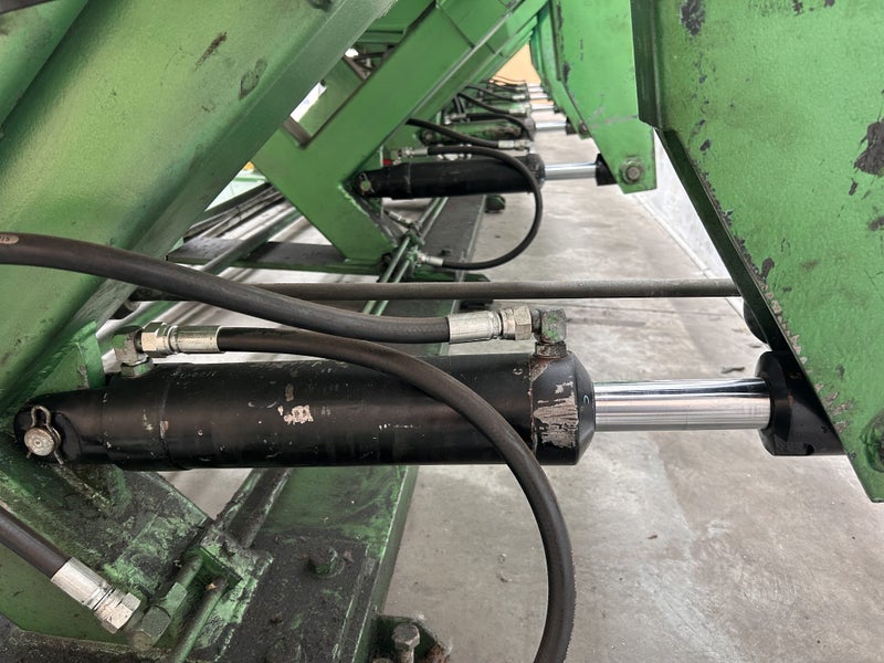 8M Slitter Folder64349029833857112