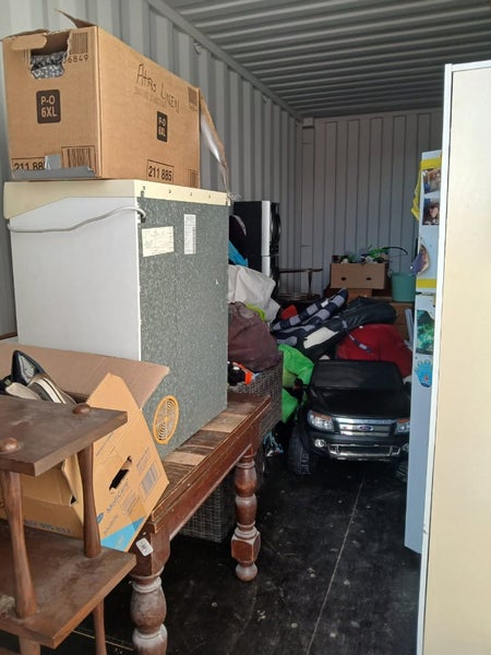 Bulk Household clearance Storage Wars Carousel 2