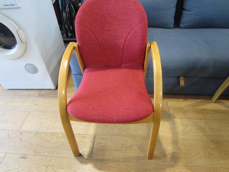 Red Armchair Carousel 2